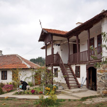 Клисурски манастир Света Петка Параскева, в близост до Банкя