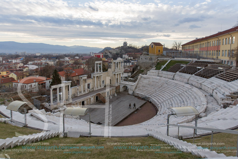 Пловдив, Стар Град, Античен Театър