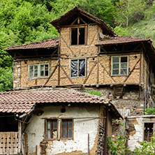 Село Пирин, Къщата на Пиринския Змей, Област Благоевград