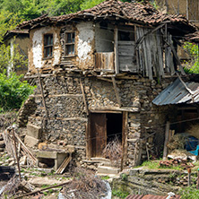 Village of Pirin, Old Houses, Blagoevgrad Region - Photos from Bulgaria, Resorts, Тourist Дestinations