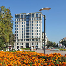 София, Южен Парк, входа на парка откъм булевард Витоша